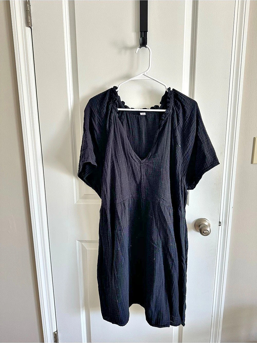Old Navy Split-Neck Crinkle Gauze Mini Swing Dress Black XXL